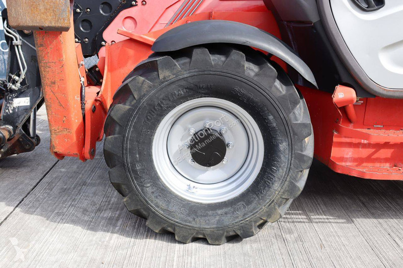 Телескопический погрузчик Manitou