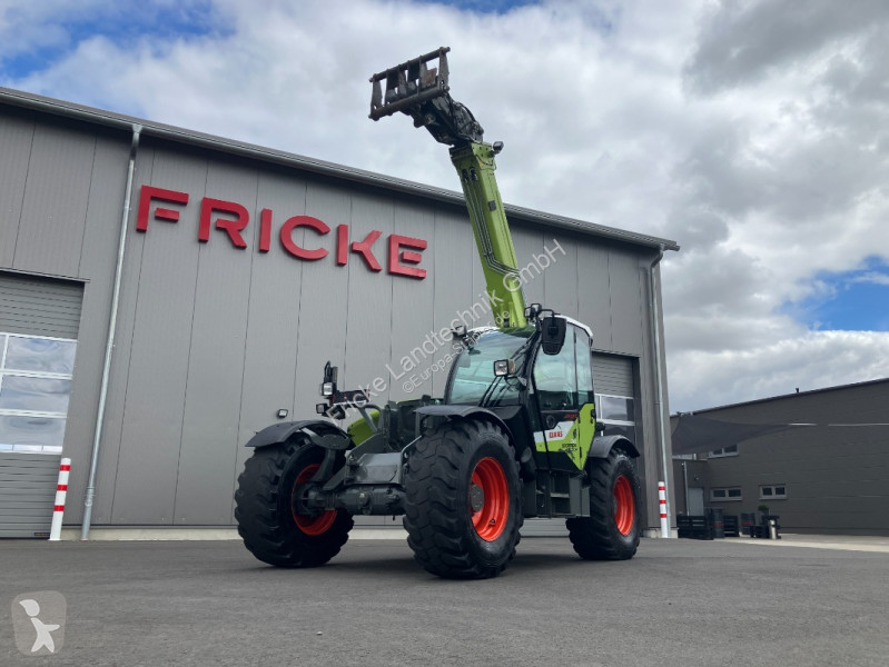 رافعة شوكية تلسكوبية Claas 741 Varipower