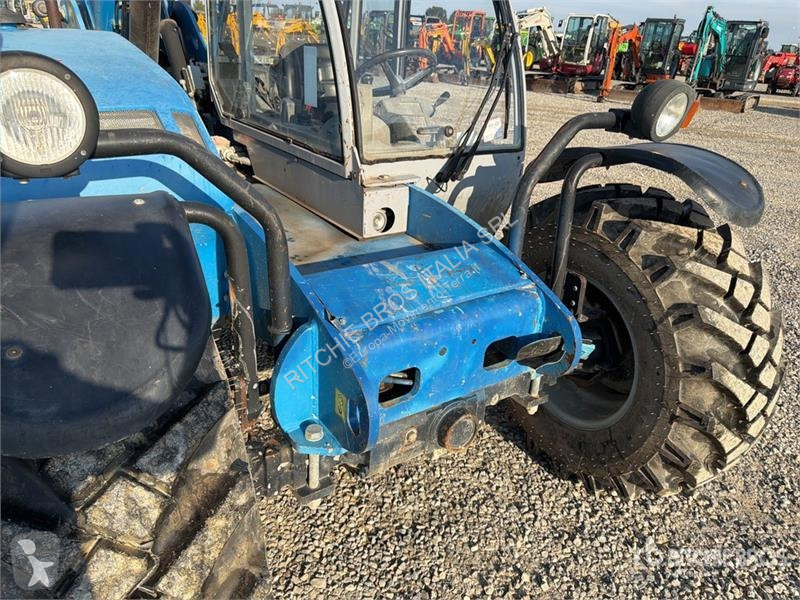 伸缩臂叉车 Genie Telehandler