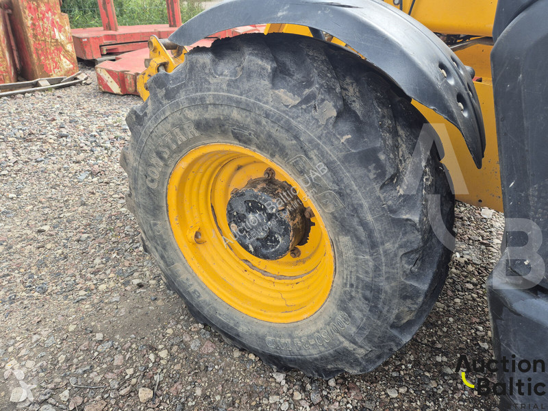 Teleszkópos targonca JCB
