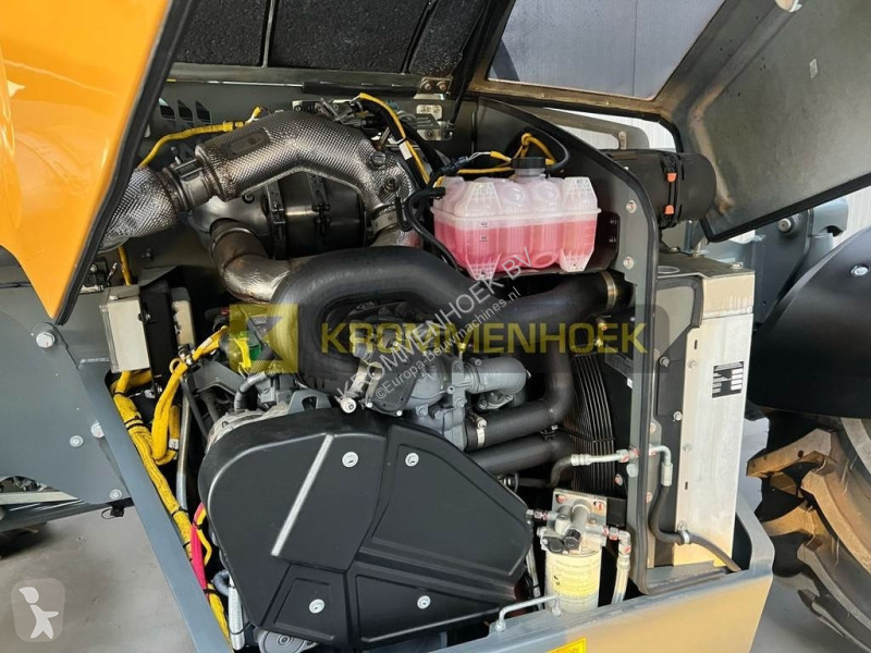 رافعة شوكية تلسكوبية Liebherr T 60-9