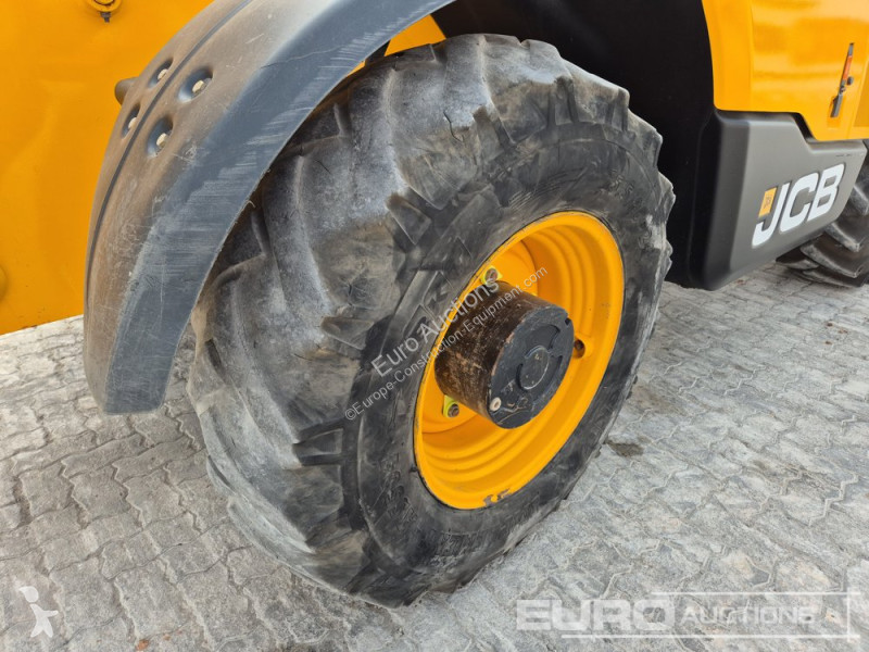 رافعة شوكية تلسكوبية JCB 540-170