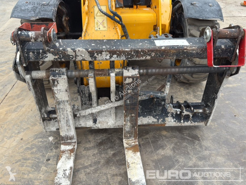Încărcător telescopic JCB 525-60 Hi Viz