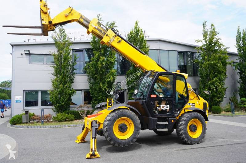 Încărcător telescopic JCB 14 m / 1800 MTH