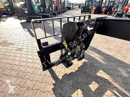 Încărcător telescopic JCB