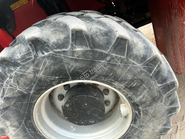 رافعة شوكية تلسكوبية Manitou  MRT 2150+