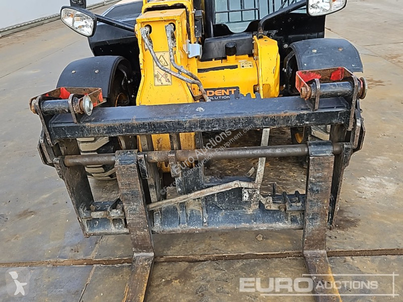 رافعة شوكية تلسكوبية JCB 525-60 Hi Viz