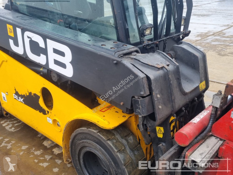 Chariot télescopique JCB 35DTCR T4