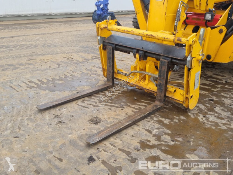 Teleskopický vozík JCB 540-170