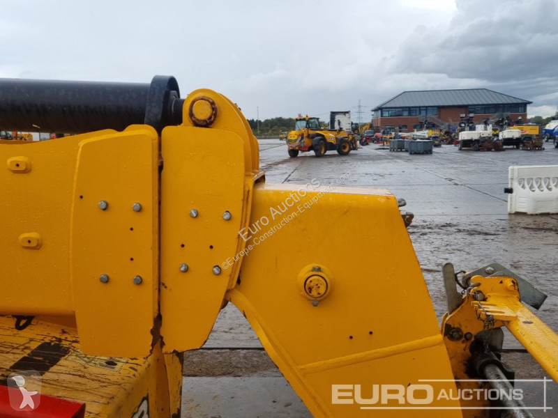 Teleskopický vozík JCB 540-140 Hi Viz