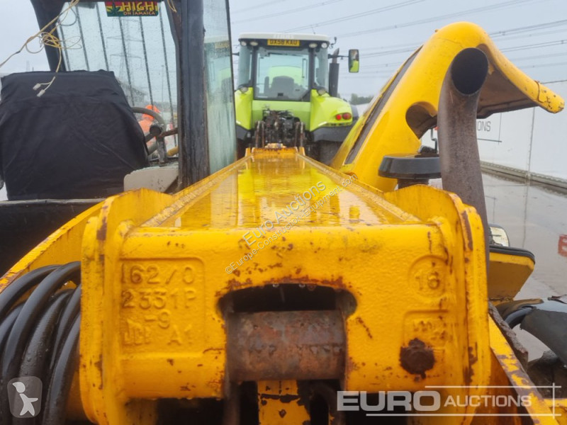 Teleskopický vozík JCB 530-70