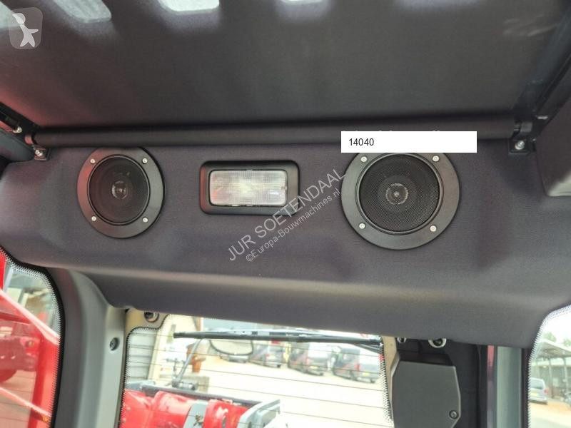 رافعة شوكية تلسكوبية Magni TH 3.6