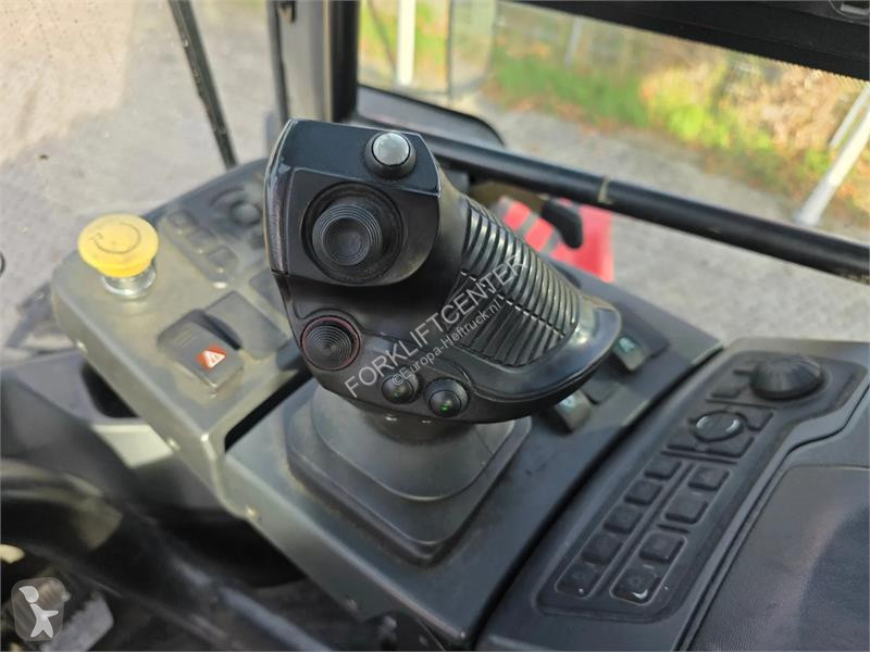 Телескопичен товарач Kalmar DRG450-60S5