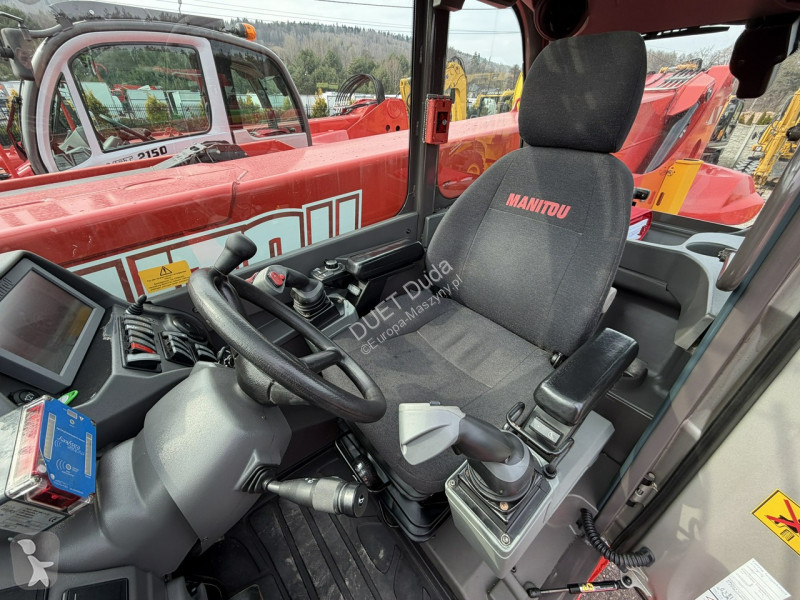 رافعة شوكية تلسكوبية Manitou MRT 3050 + ROTO...