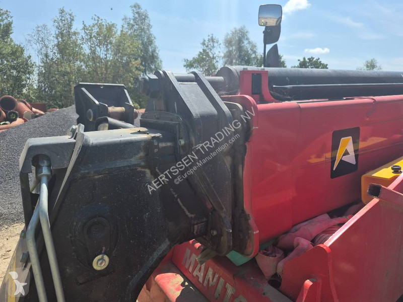 رافعة شوكية تلسكوبية Manitou e