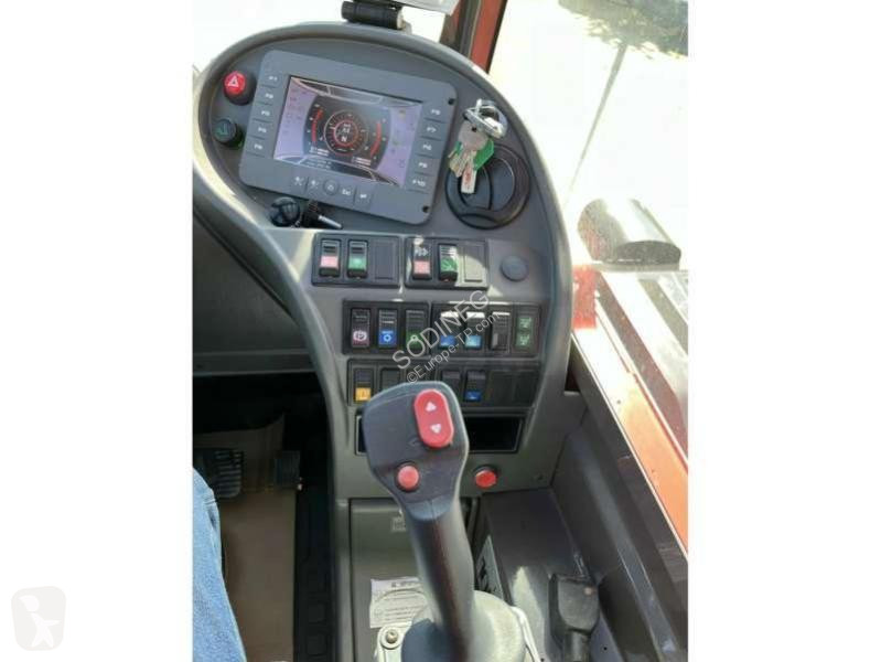 رافعة شوكية تلسكوبية Manitou