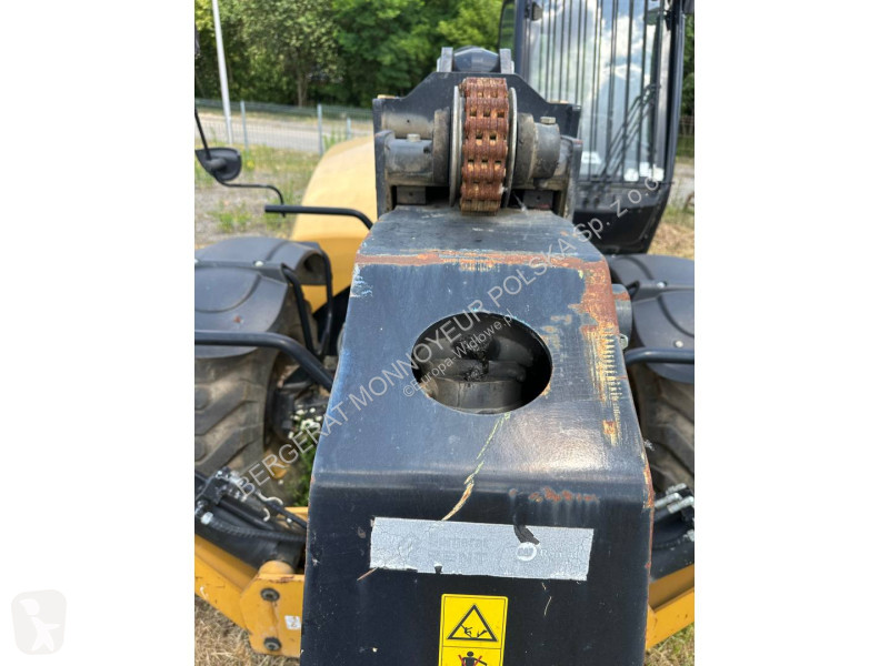 Chariot télescopique Caterpillar TH417D