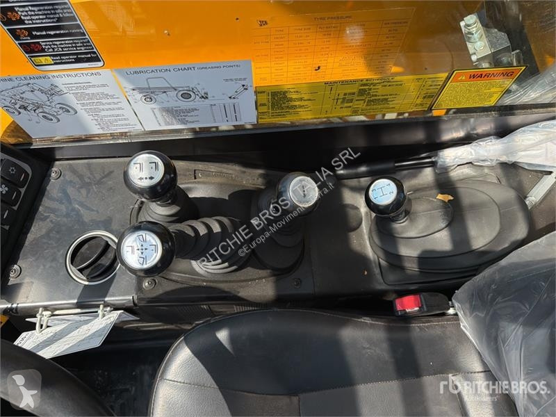 Телескопічний навантажувач JCB 530-70
