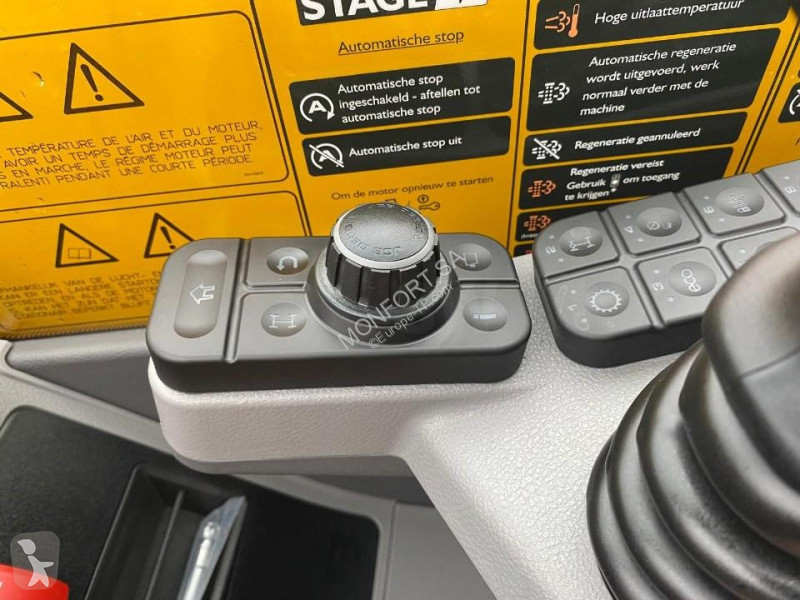 Empilhador braço telescópico  JCB  538-60 AGX DTVT