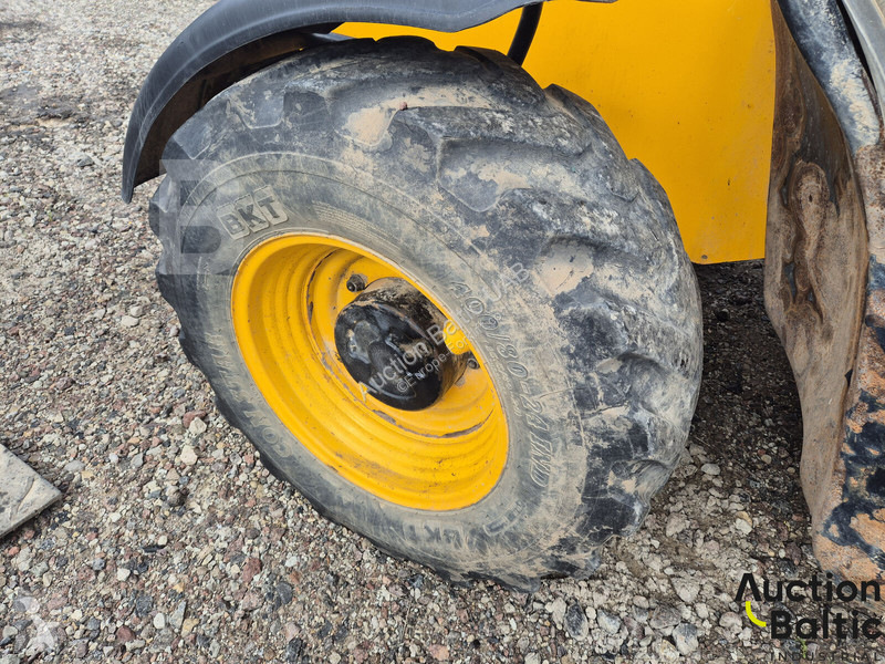 Teleszkópos targonca JCB