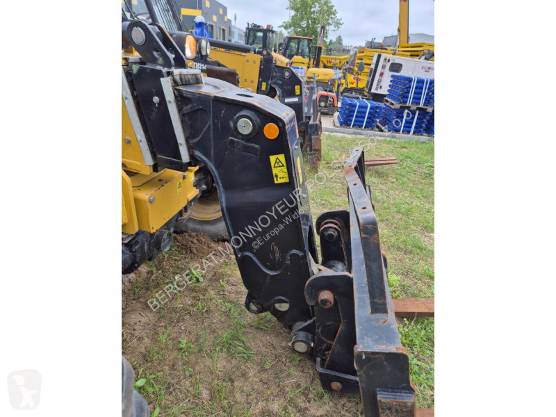 Încărcător telescopic Caterpillar TH3510D