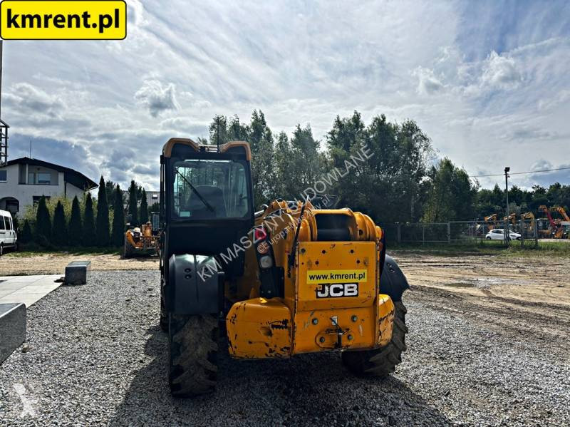 Încărcător telescopic JCB