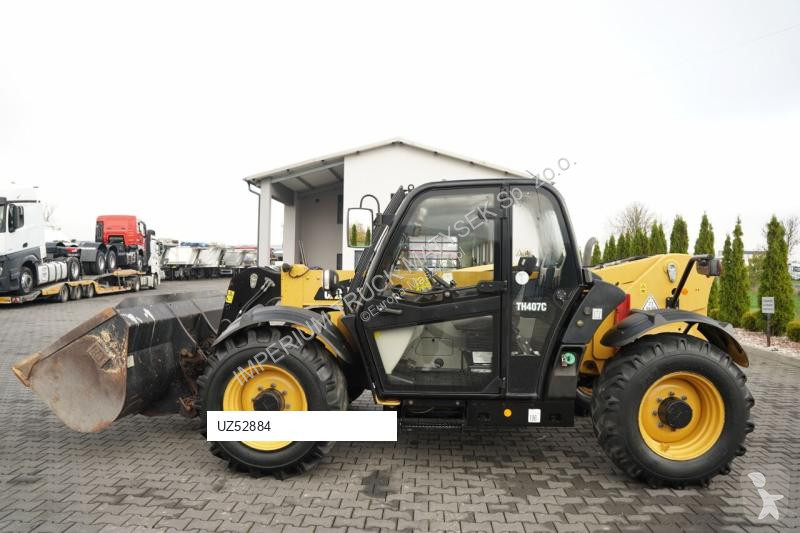 Телескопичен товарач Caterpillar C