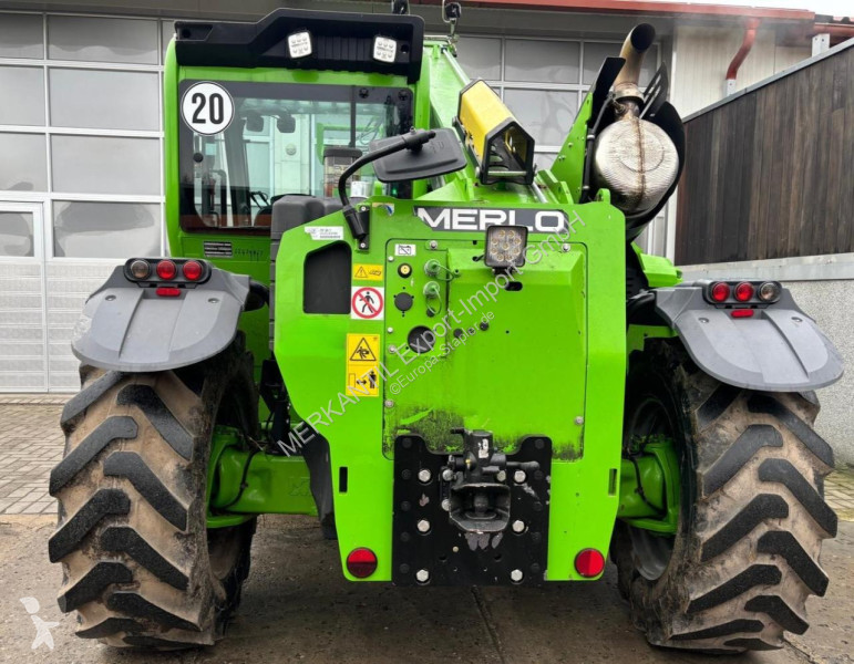 Încărcător telescopic Merlo TF 35.7-140