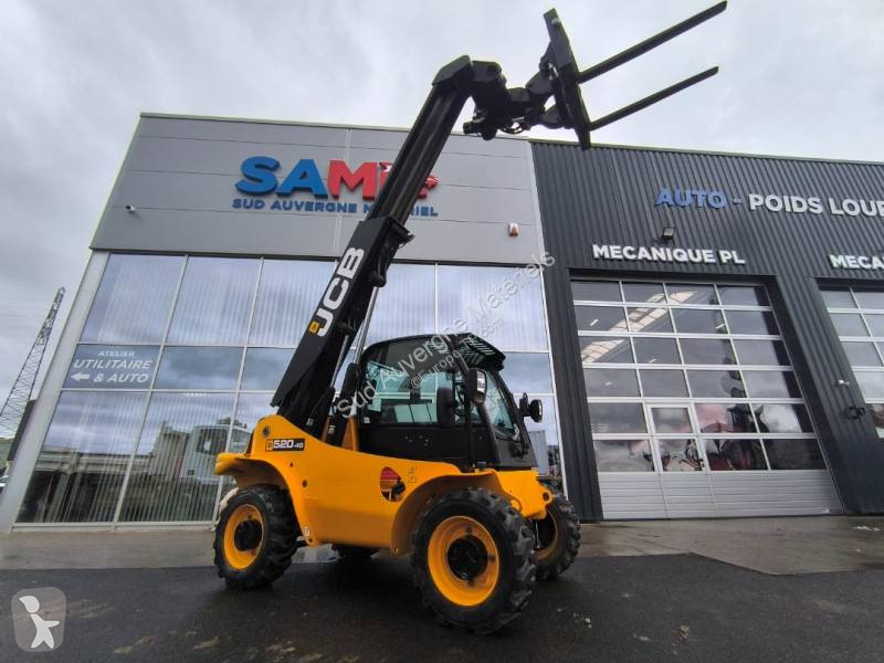Chariot télescopique JCB 4WS