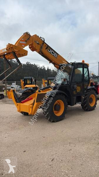 Chariot télescopique JCB