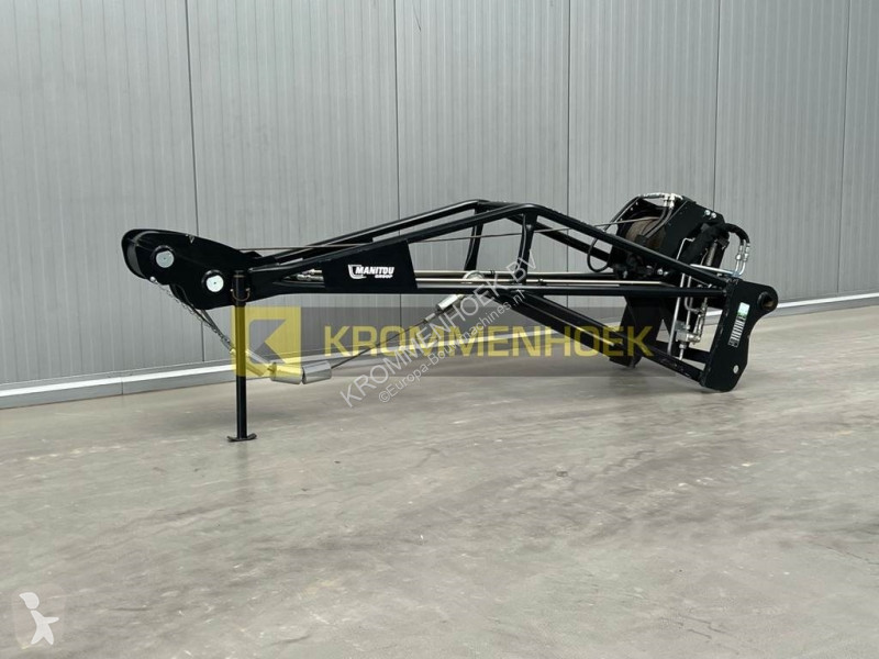 رافعة شوكية تلسكوبية Manitou PT 1500
