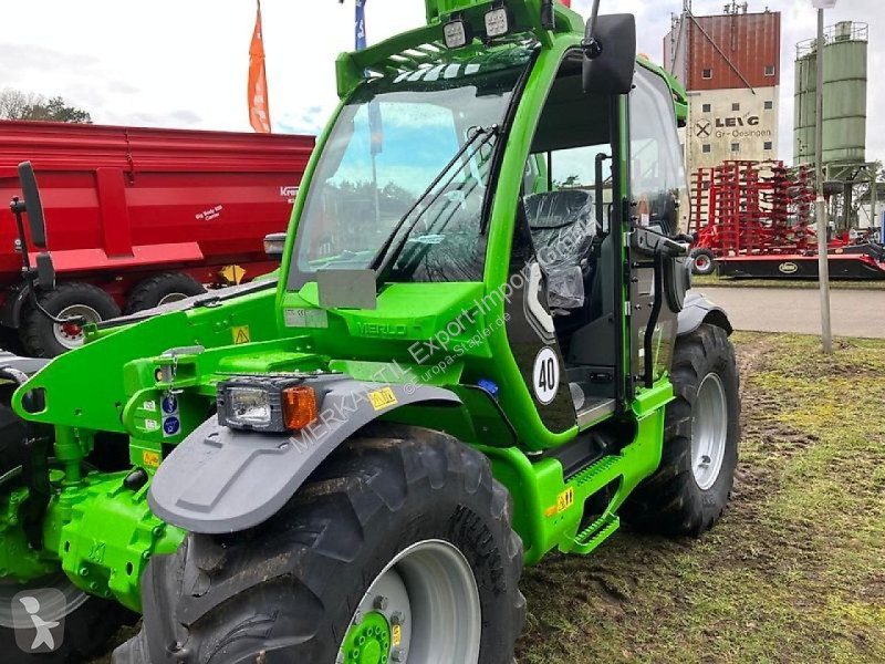 Încărcător telescopic Merlo  TF 38.10 TT