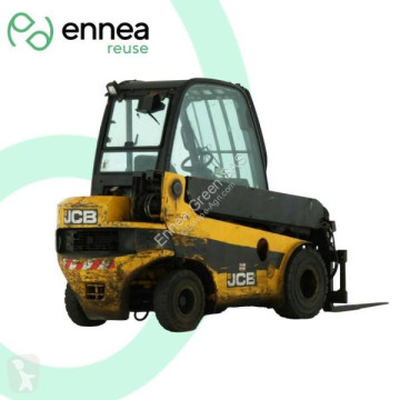 Chariot télescopique JCB