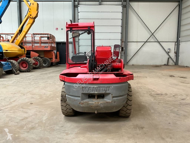 Chariot télescopique BT Manitou 420