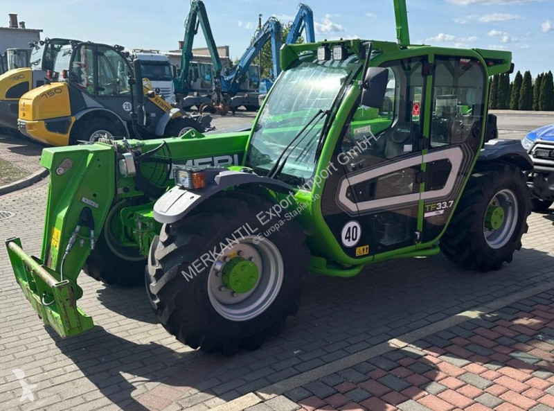 Încărcător telescopic Merlo  TF 33.7