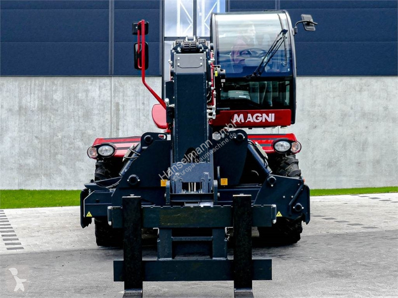 Încărcător telescopic Magni RTH 7.26