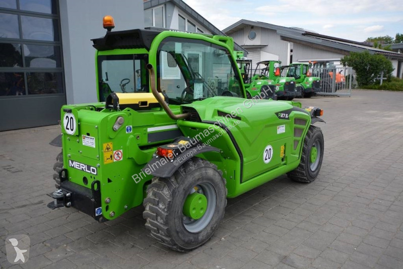 Încărcător telescopic Merlo P 27.6 Plus