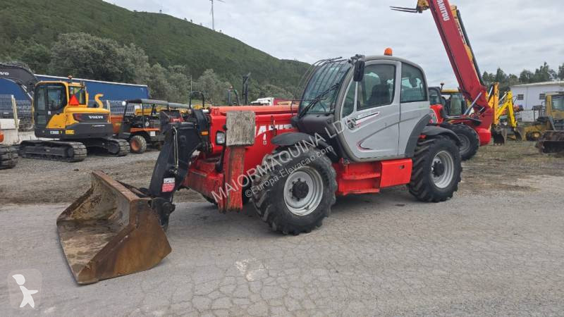 Încărcător telescopic Manitou