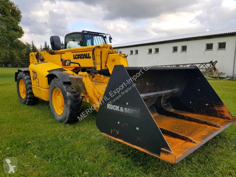 Încărcător telescopic JCB