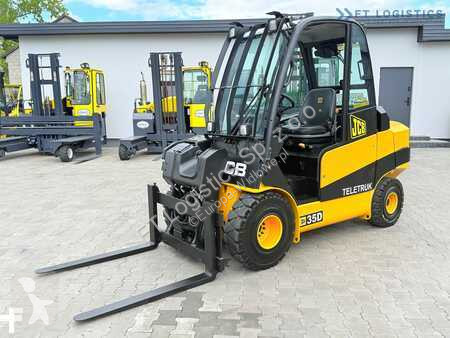 Încărcător telescopic JCB