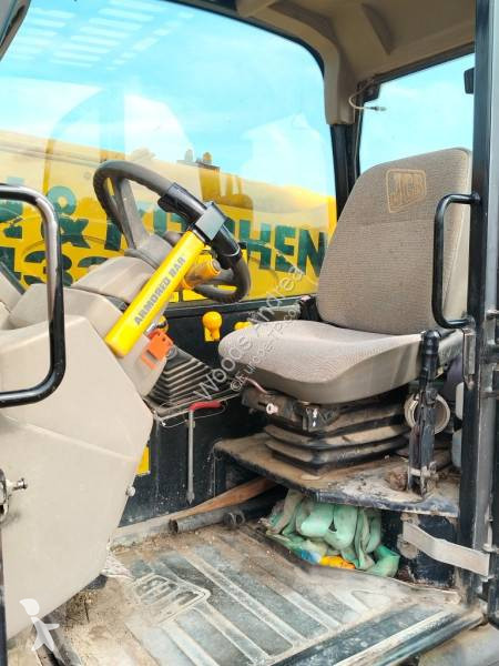Chariot télescopique JCB