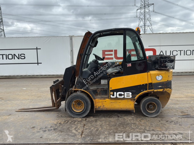 Chariot télescopique JCB