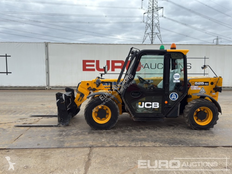 رافعة شوكية تلسكوبية JCB 525-60 Hi Viz