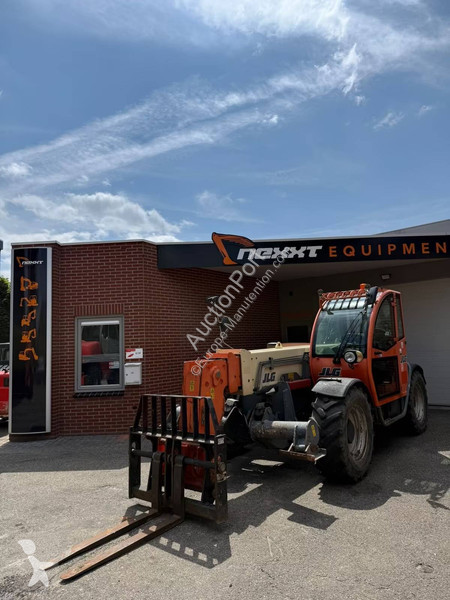 Chariot télescopique JLG