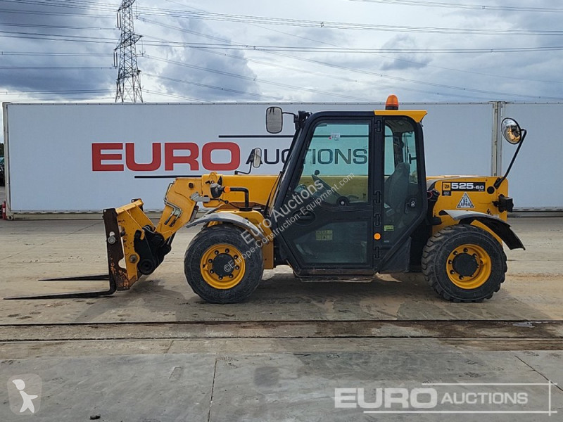 Teleskopický vozík JCB 525-60 Hi Viz