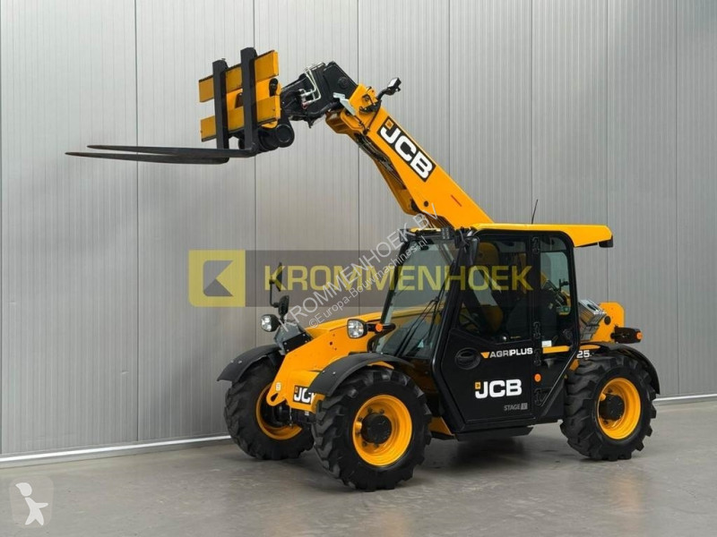 Încărcător telescopic JCB 525-60 Agri plus