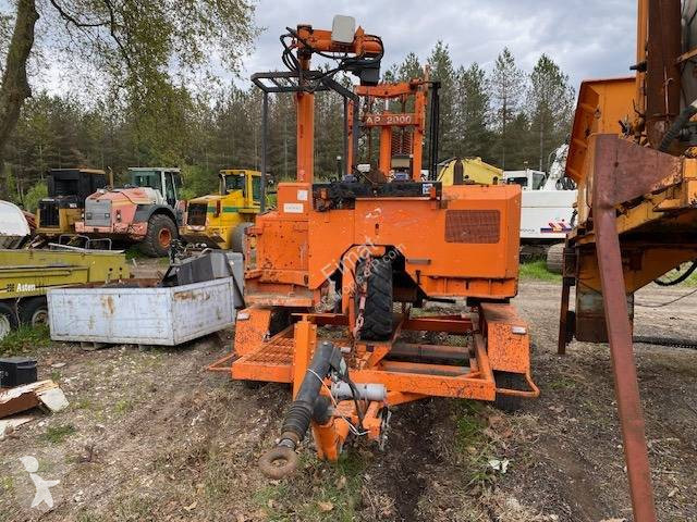 آلة لمواقع البناء Manitou MAP 2000