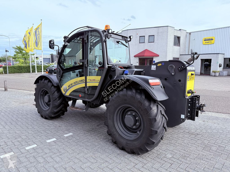 رافعة شوكية تلسكوبية New Holland TH6.36 PLUS
