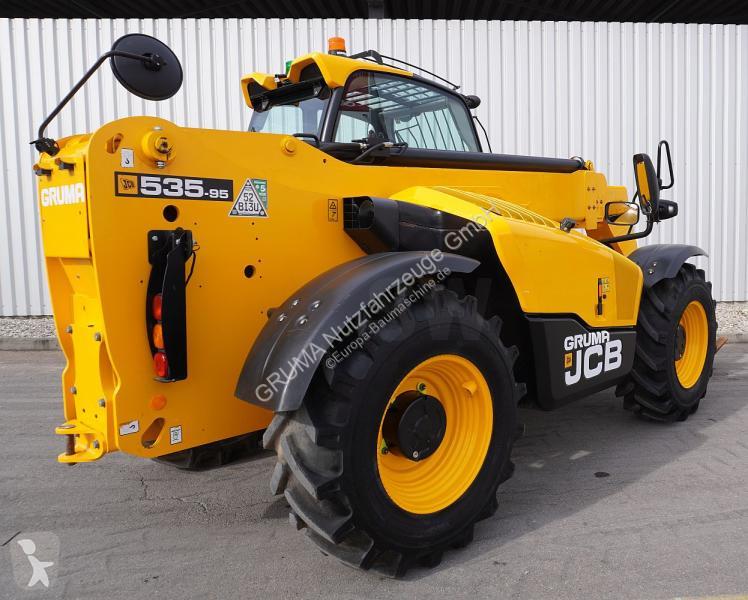 رافعة شوكية تلسكوبية JCB