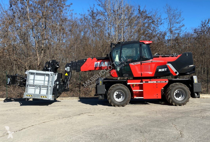 Teleskopický manipulátor Manitou MRT2145